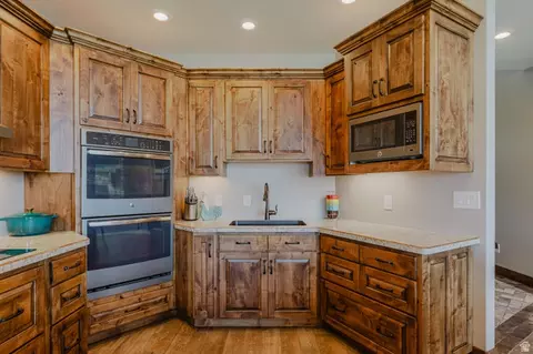 Kitchen - 120 S 380 E, Mendon, UT 84325 photo 6 of 6
