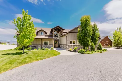 Exterior - 120 S 380 E, Mendon, UT 84325 photo 3 of 17