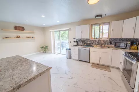 Kitchen - 1430 E 8685 S, Sandy, UT 84093 photo 2 of 4
