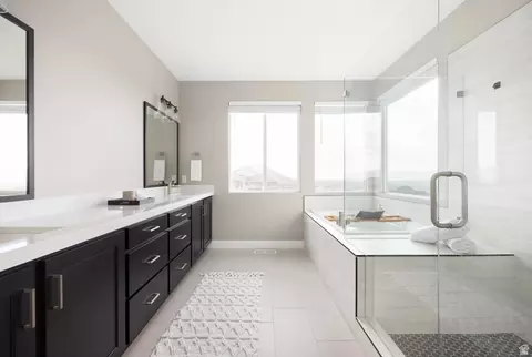Bath - 8058 N Bristlecone Rd #112, Eagle Mountain, UT 84005 photo 4 of 6