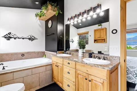 Bath - 5176 Fairview Loop # 503, Eden, UT 84310 photo 1 of 4
