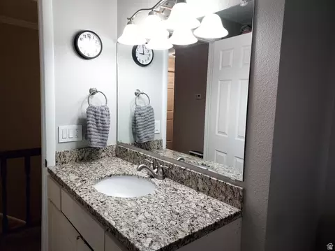 Bath - 1627 E 1700 St N, Logan, UT 84341 photo 4 of 8