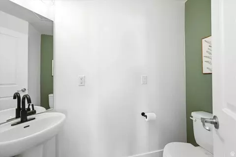 Bath - 1882 S 1080 W, Orem, UT 84058 photo 3 of 3