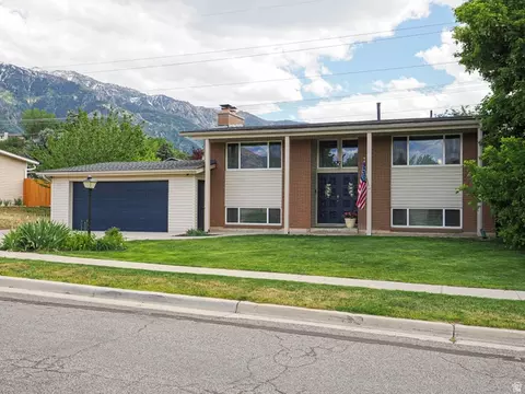 2444 E Quail Run Dr S, Sandy, UT 84093