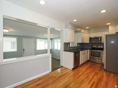 Kitchen - 35 W American Ave S, Murray, UT 84107 photo 3 of 5