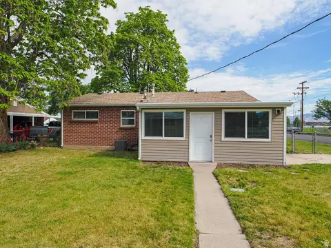 Exterior - 35 W American Ave S, Murray, UT 84107 photo 4 of 7