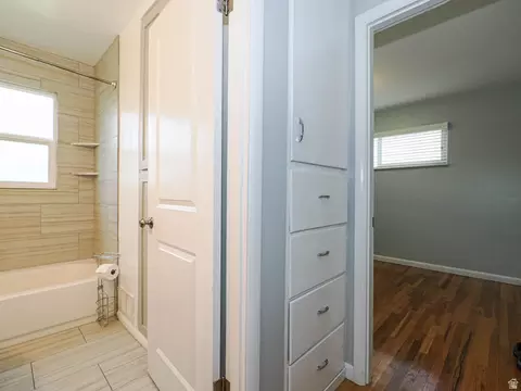 Entry Way - 35 W American Ave S, Murray, UT 84107 photo 2 of 2