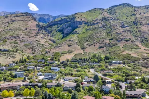 View/Area - 3813 N Foothill Dr, Provo, UT 84604 photo 6 of 12