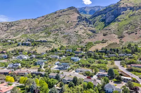 View/Area - 3813 N Foothill Dr, Provo, UT 84604 photo 7 of 12