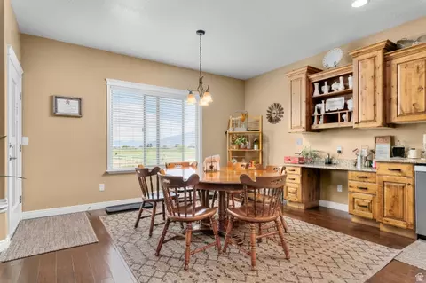 Dining - 5702 W 950 N, Ogden, UT 84404 photo 1 of 2