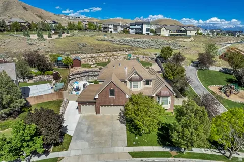4642 N Pebblestone Ln W, Lehi, UT 84043