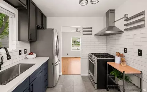 Kitchen - 4647 S Box Elder St, Murray, UT 84107 photo 5 of 5
