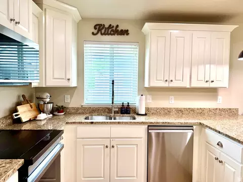 Kitchen - 1151 S 550 E, Payson, UT 84651 photo 3 of 4