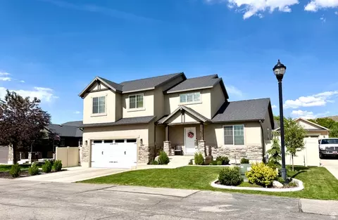 Exterior - 1151 S 550 E, Payson, UT 84651 photo 2 of 9