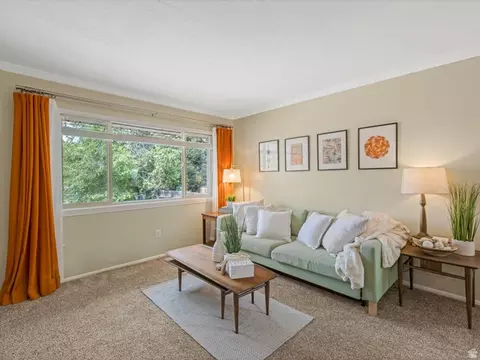 Living - 188 E 2050 S #C-1, Bountiful, UT 84010 photo 1 of 1