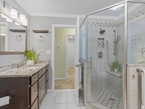 Bath - 188 E 2050 S #C-1, Bountiful, UT 84010 photo 2 of 4