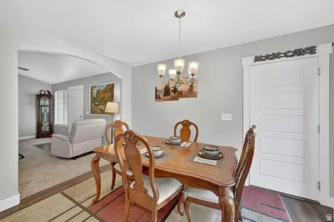 Dining - 1854 E Shadow Dr N, Eagle Mountain, UT 84005 photo 4 of 5