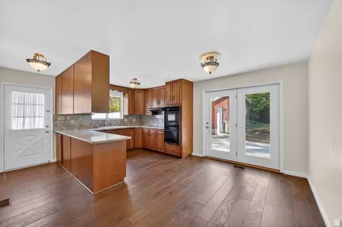 Kitchen - 3120 N Apache Ln E, Provo, UT 84604 photo 4 of 5
