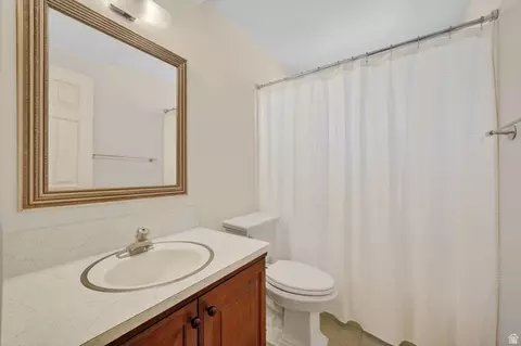 Bath - 3120 N Apache Ln E, Provo, UT 84604 photo 2 of 2