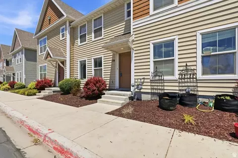 174 W Finlay Dr, Salt Lake City, UT 84115