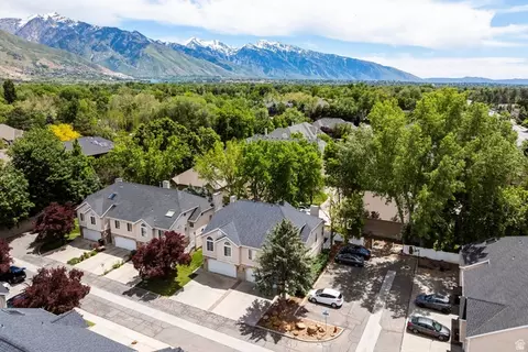 View/Area - 2024 E Cotton Willow Ln, Holladay, UT 84117 photo 1 of 9