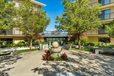 900 S Donner Way #408, Salt Lake City, UT 84108