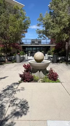 900 S Donner Way #408, Salt Lake City, UT 84108