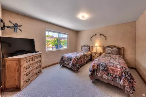 Bedroom - 3345 E Fairway Loop, Moab, UT 84532 photo 3 of 4