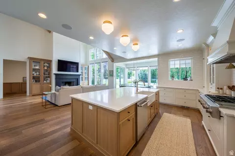 Kitchen - 630 E Center St, Alpine, UT 84004 photo 9 of 10