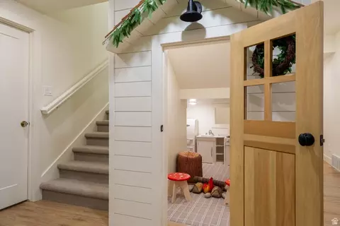 Entry Way - 630 E Center St, Alpine, UT 84004 photo 10 of 11