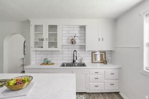 Kitchen - 948 E 22nd St S, Ogden, UT 84401 photo 3 of 4