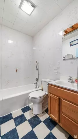 Bath - 44 N Shriver St, Eureka, UT 84628 photo 1 of 2