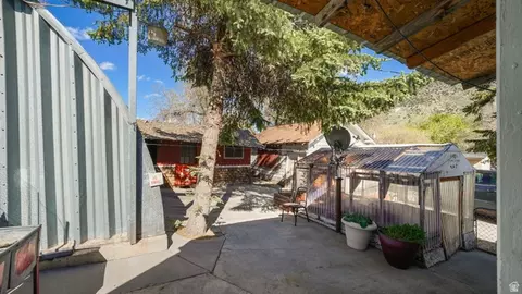 Exterior - 44 N Shriver St, Eureka, UT 84628 photo 4 of 6