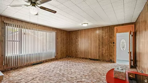 Living - 44 N Shriver St, Eureka, UT 84628 photo 2 of 2