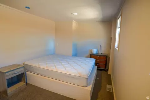 Bedroom - 990 S Millcreek Dr, Moab, UT 84532 photo 1 of 6