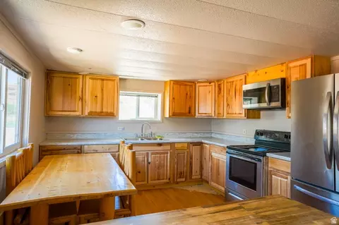 Kitchen - 990 S Millcreek Dr, Moab, UT 84532 photo 2 of 2