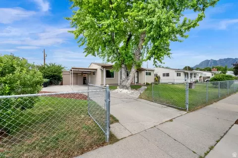 Exterior - 395 E 6270 S, Murray, UT 84107 photo 1 of 6