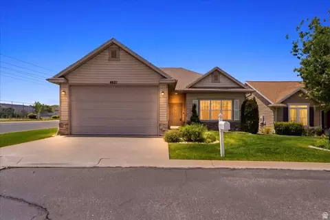 4621 S Wedgewood Dr W, Roy, UT 84067
