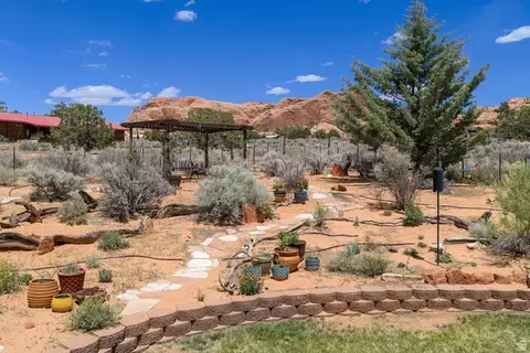 Exterior - 2154 S Rio Verde Dr, Moab, UT 84532 photo 11 of 19