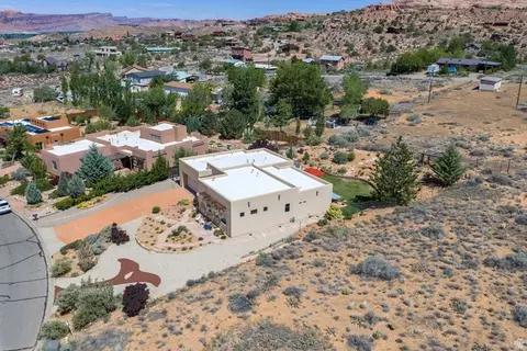 View/Area - 2154 S Rio Verde Dr, Moab, UT 84532 photo 2 of 4