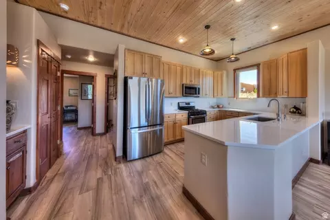 Kitchen - 2154 S Rio Verde Dr, Moab, UT 84532 photo 1 of 3