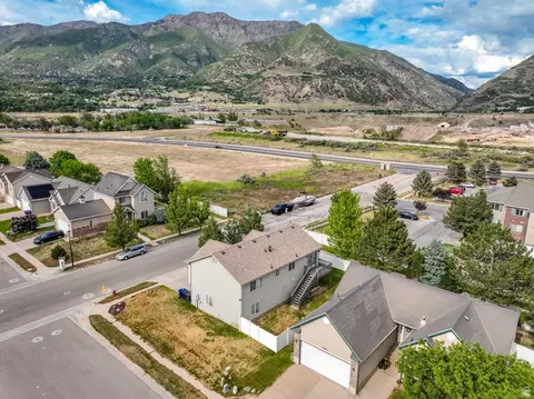 View/Area - 2061 E 7550 S, South Weber, UT 84405 photo 6 of 11