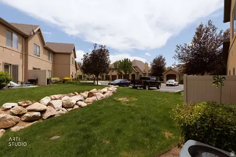 Exterior - 6761 S 950 E, Midvale, UT 84047 photo 4 of 6