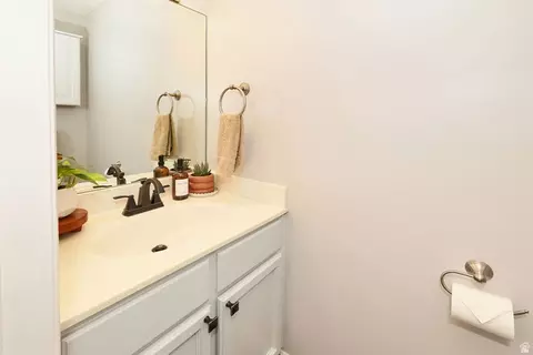 Bath - 128 N 85 E, Orem, UT 84057 photo 1 of 4