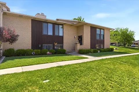 Exterior - 5555 S 1025 E, South Ogden, UT 84405 photo 5 of 5