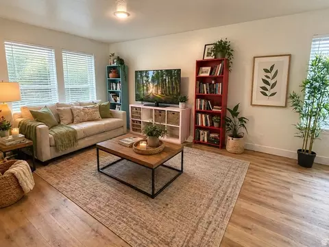 Living - 3831 S Powderwood Ln, Mapleton, UT 84664 photo 1 of 1