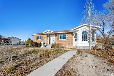 951 E South Cir, Sandy, UT 84094