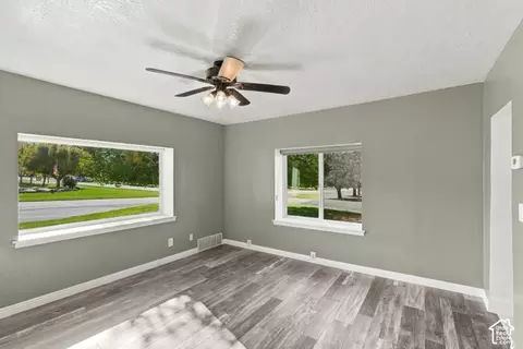 Living - 195 S 200 E, Richmond, UT 84333 photo 1 of 2