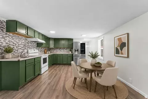 881 W Storm Mountain Dr, Taylorsville, UT 84123