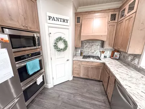 Kitchen - 175 W 1000 N, Mapleton, UT 84664 photo 6 of 8